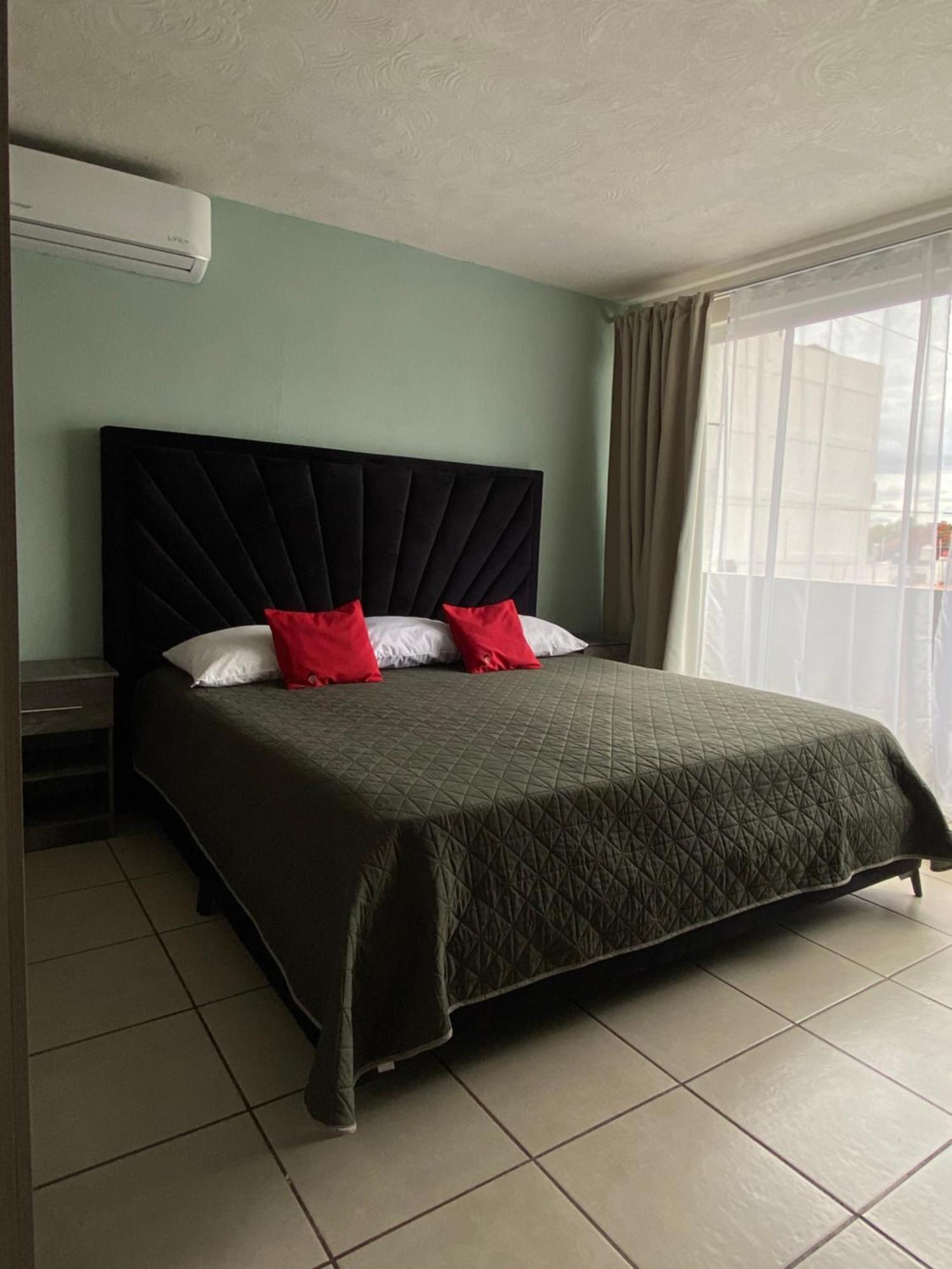 Aparthotel 1 Venator House Boutique León Exterior foto
